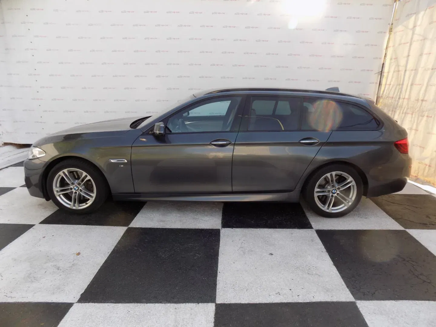 BMW Řada 5 - Náhled 2