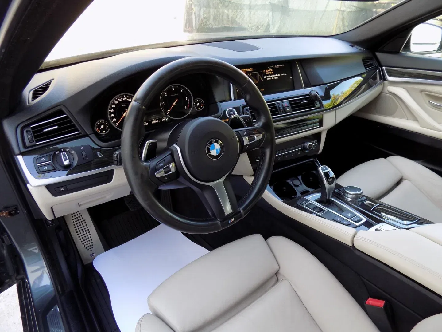 BMW Řada 5 - Náhled 13