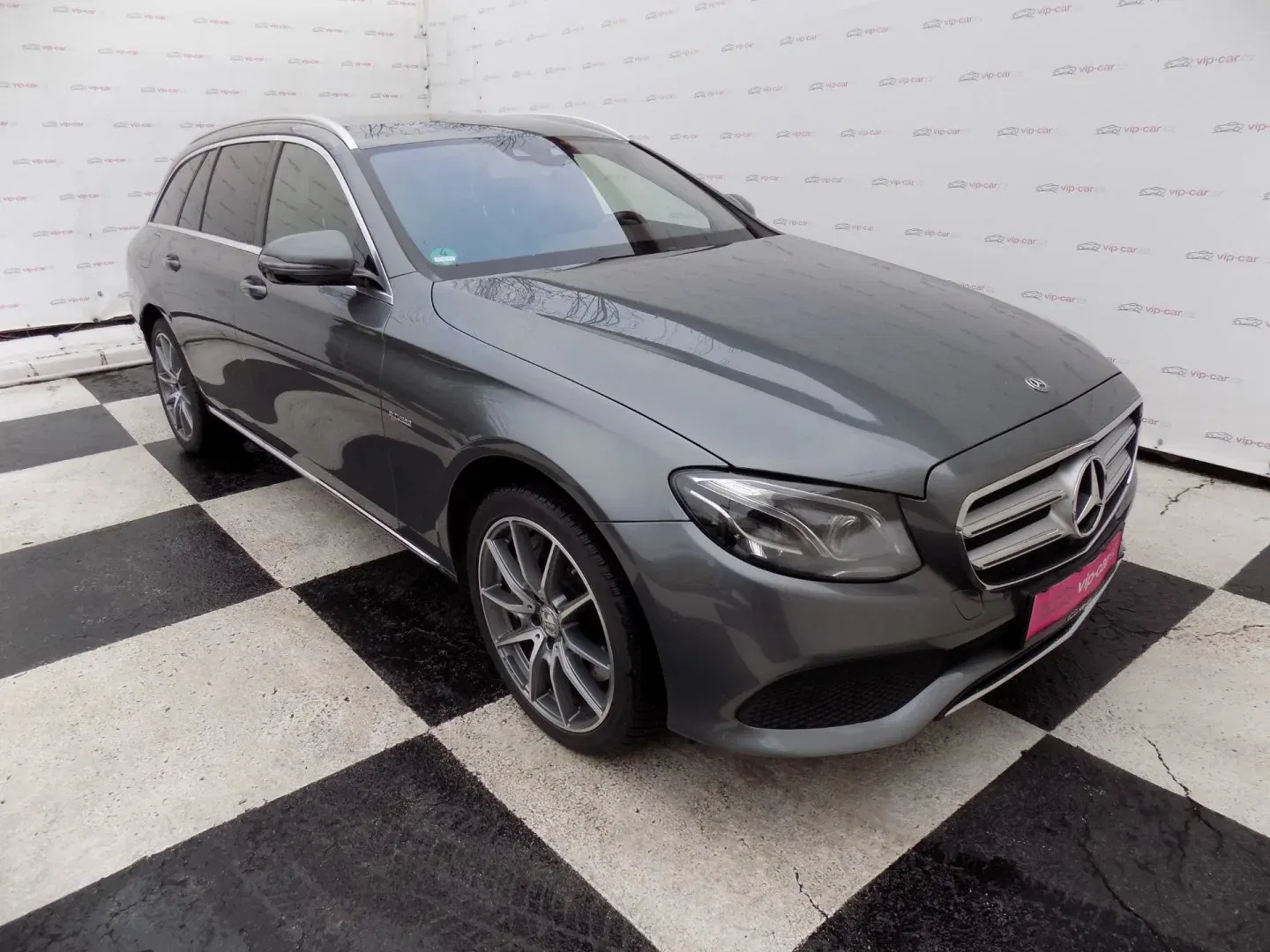 Mercedes-Benz Třídy E - Náhled 5