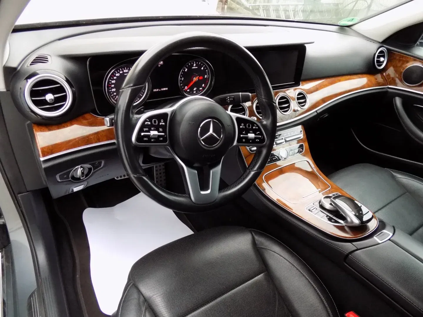 Mercedes-Benz Třídy E - Náhled 13