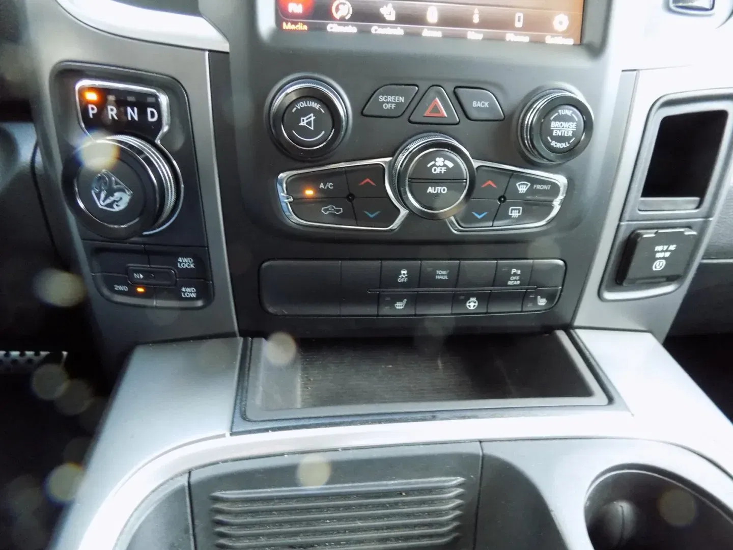 Dodge Ram - Náhled 30