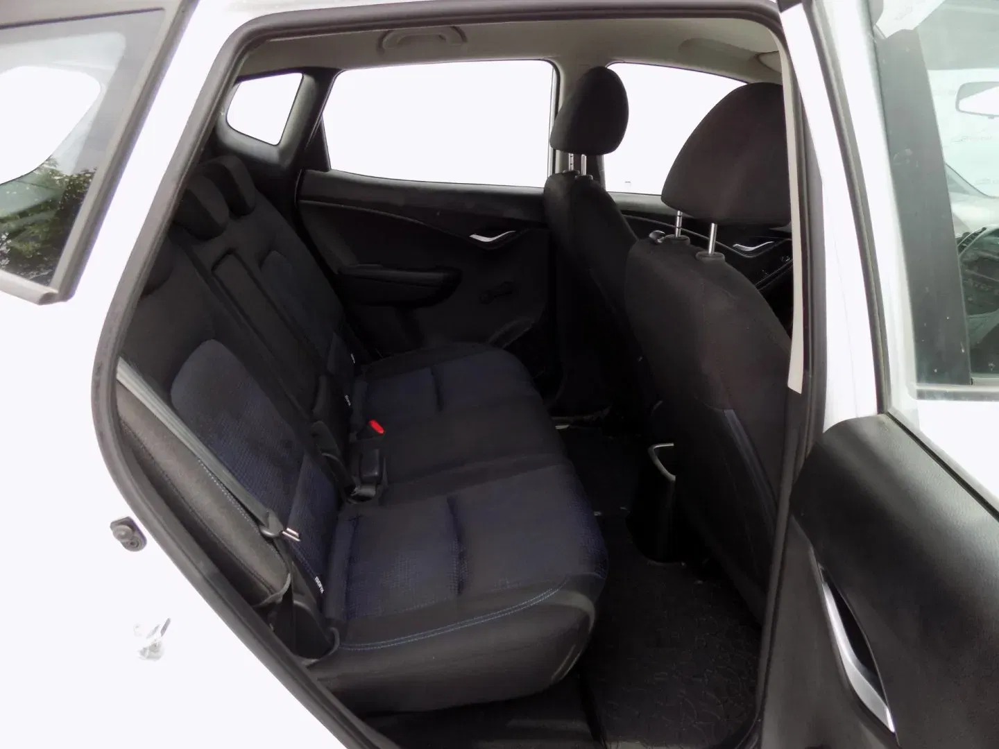Hyundai ix20 - Náhled 17