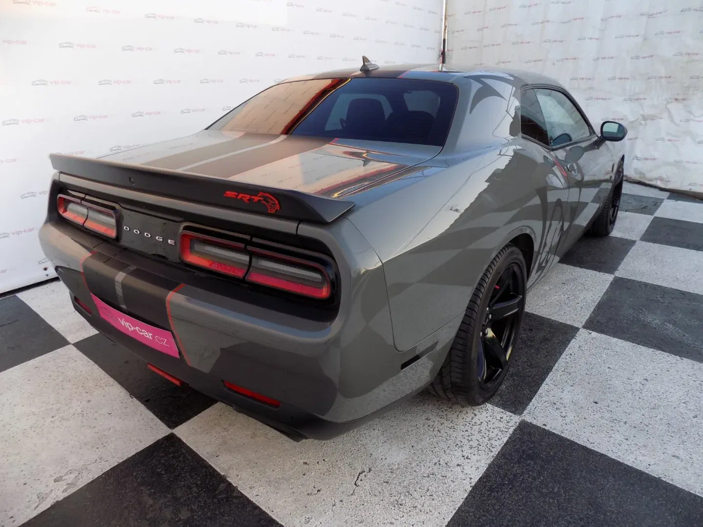 Dodge Challenger - Náhled 7