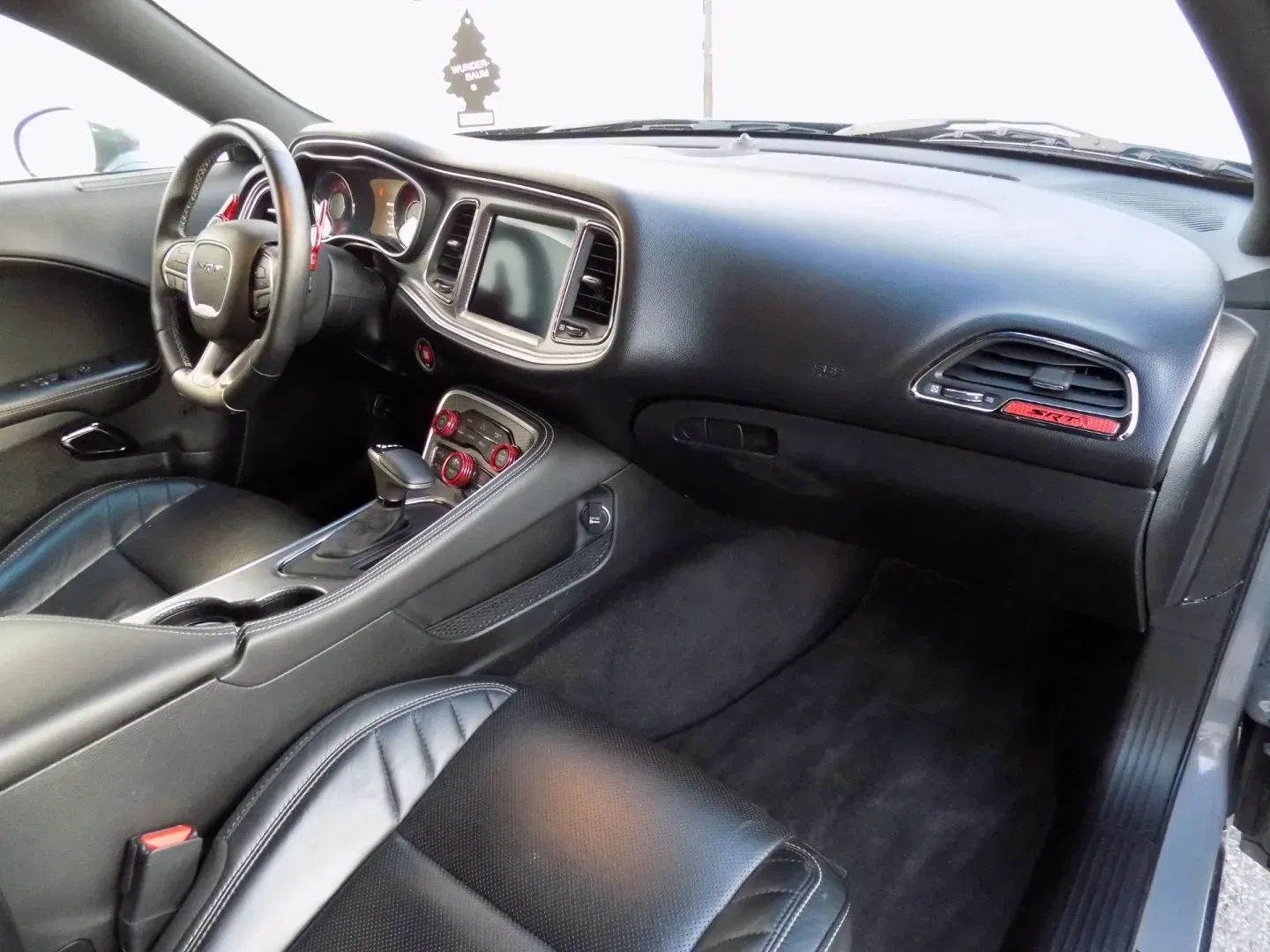 Dodge Challenger - Náhled 14