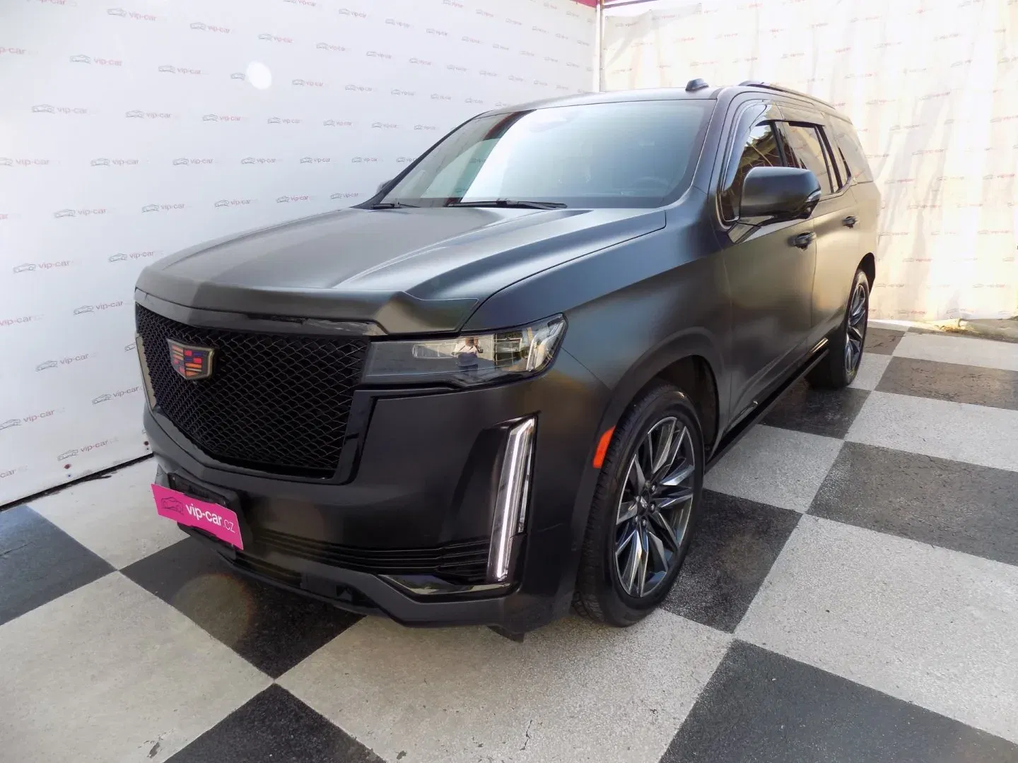 Cadillac Escalade - Obrázek 1