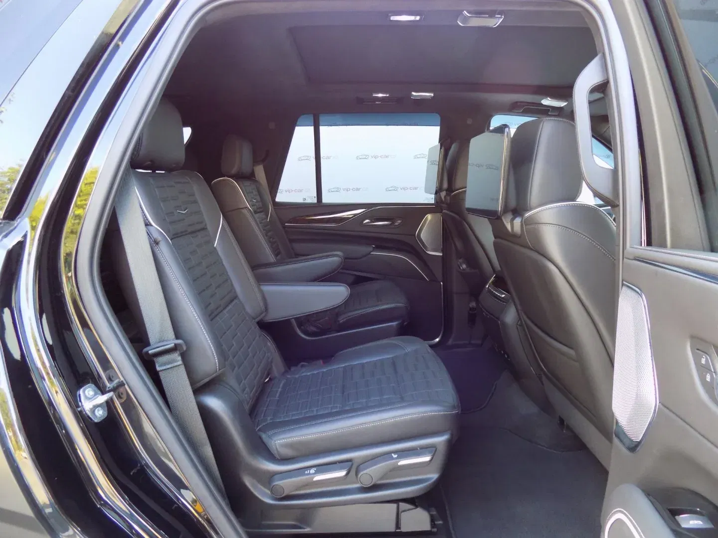 Cadillac Escalade - Náhled 20