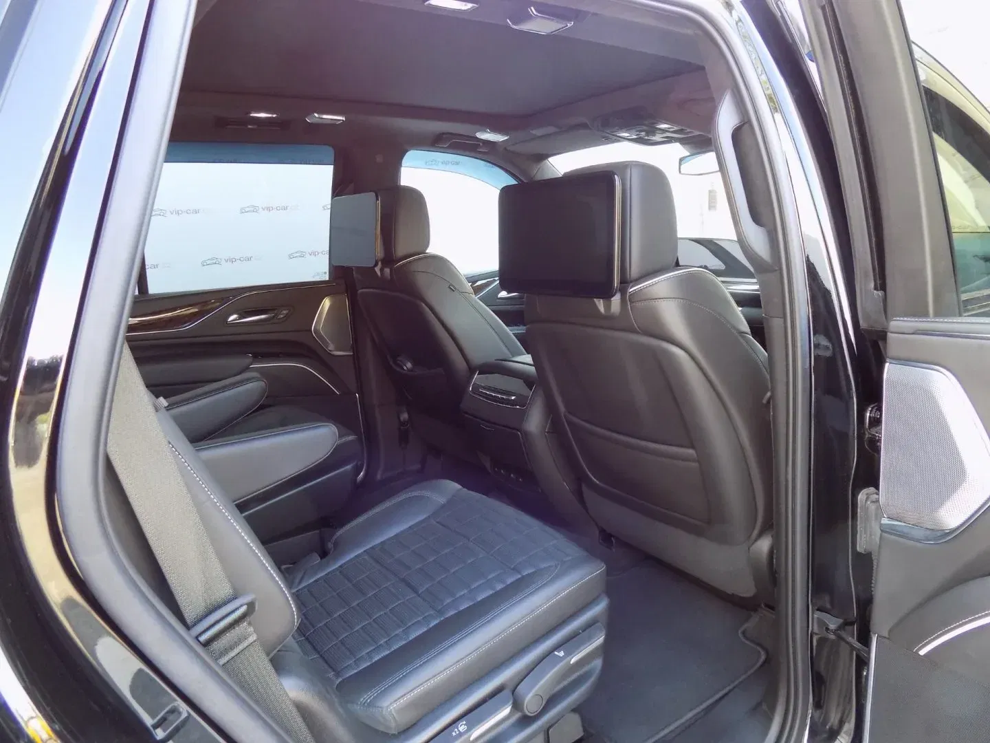 Cadillac Escalade - Náhled 21