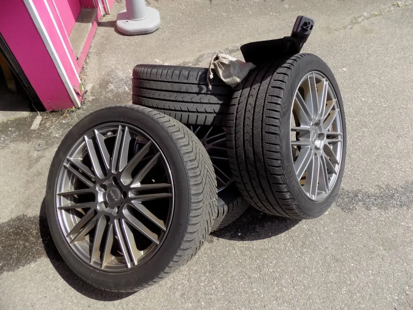 Ford Kuga - Náhled 42