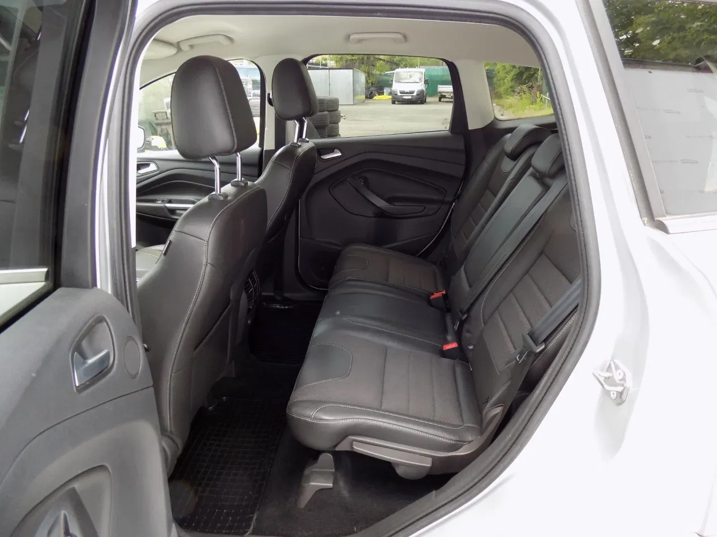 Ford Kuga - Náhled 11