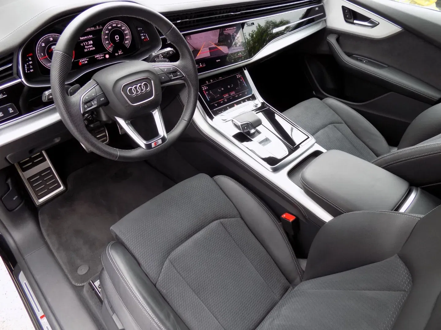 Audi Q8 - Náhled 11