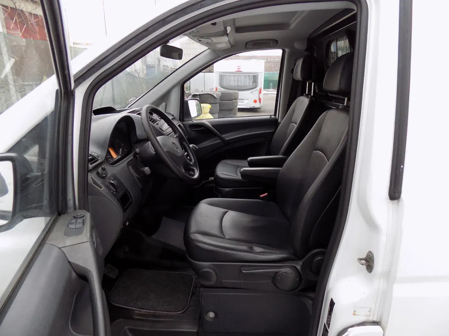 Mercedes-Benz Vito - Náhled 10