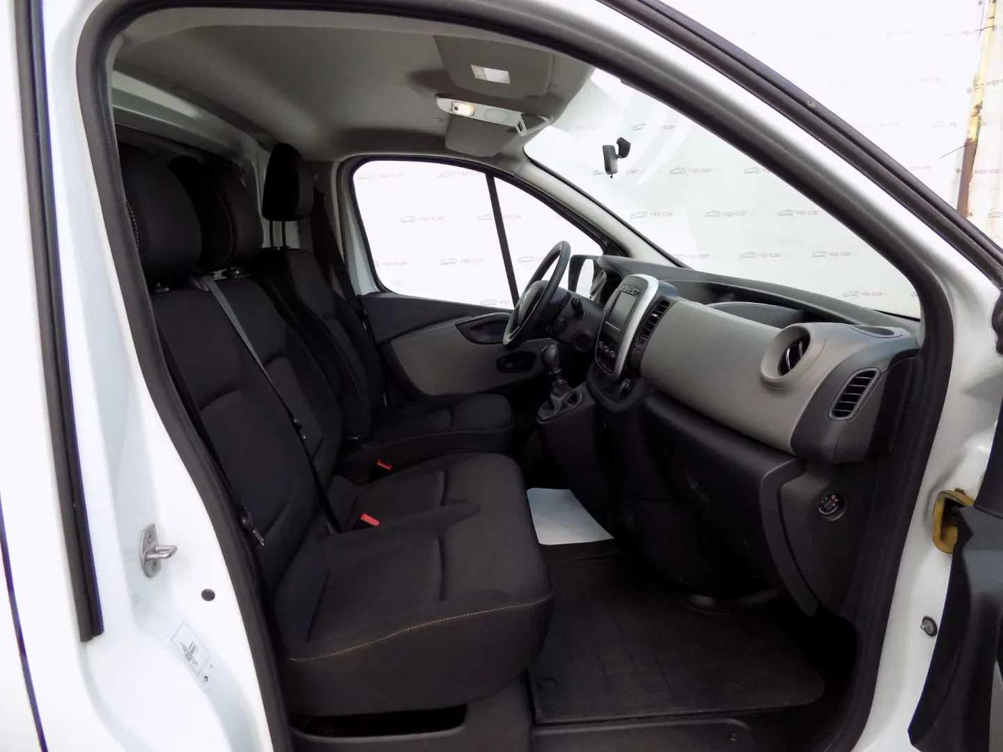 Renault Trafic - Náhled 11