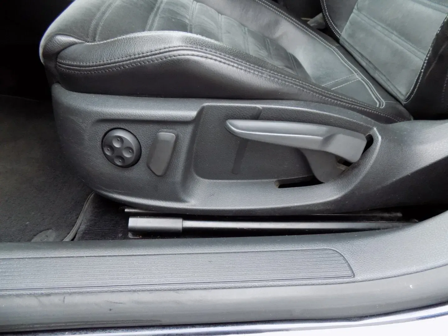 Volkswagen Passat CC - Náhled 21