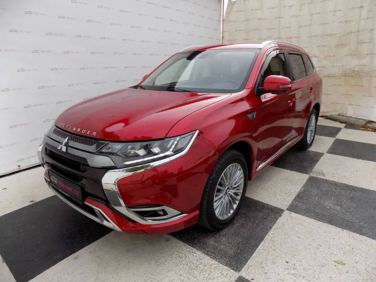 Mitsubishi Outlander - Obrázek 1