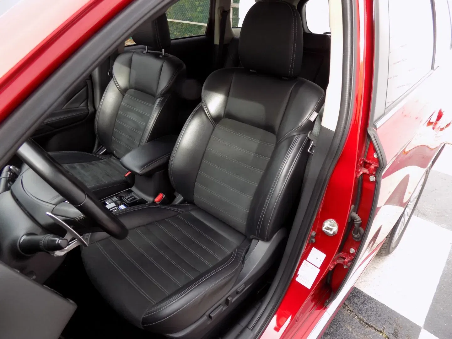 Mitsubishi Outlander - Náhled 14