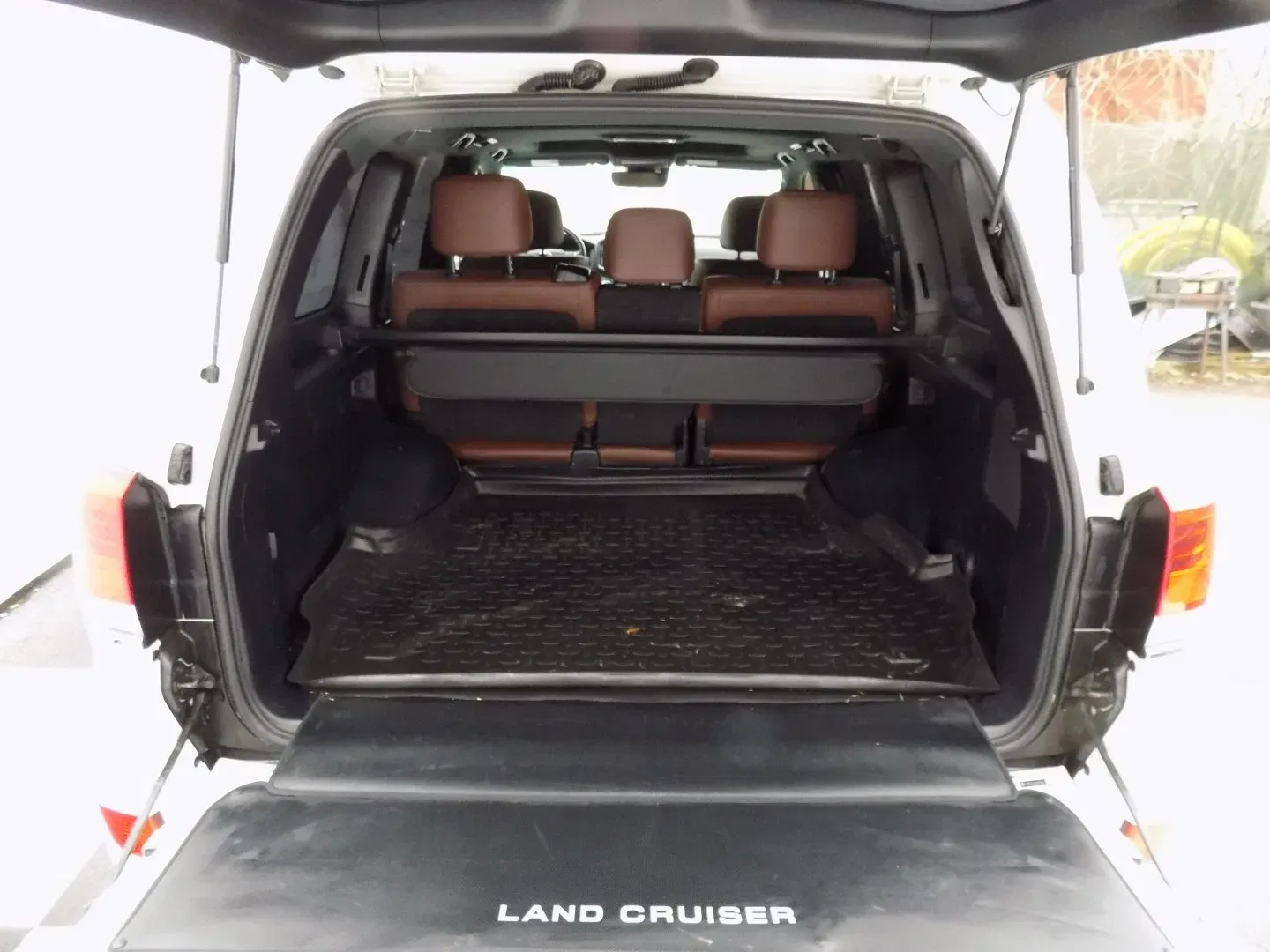 Toyota Land Cruiser - Náhled 8