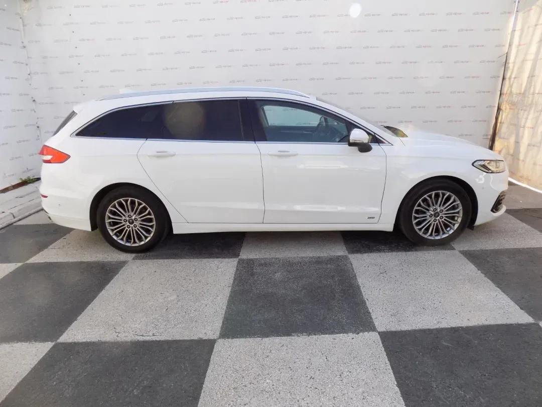 Ford Mondeo - Náhled 6