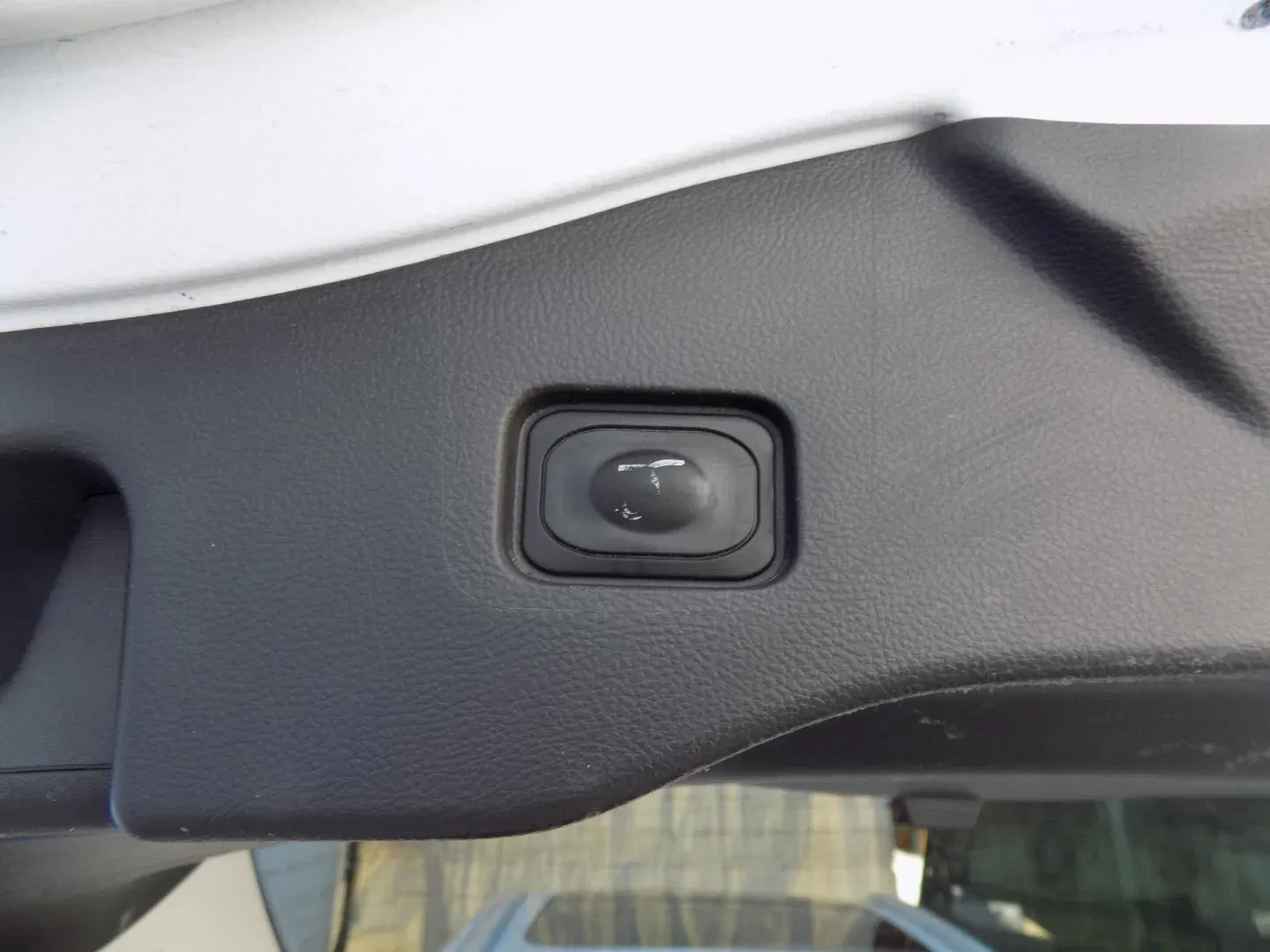 Ford Mondeo - Náhled 9