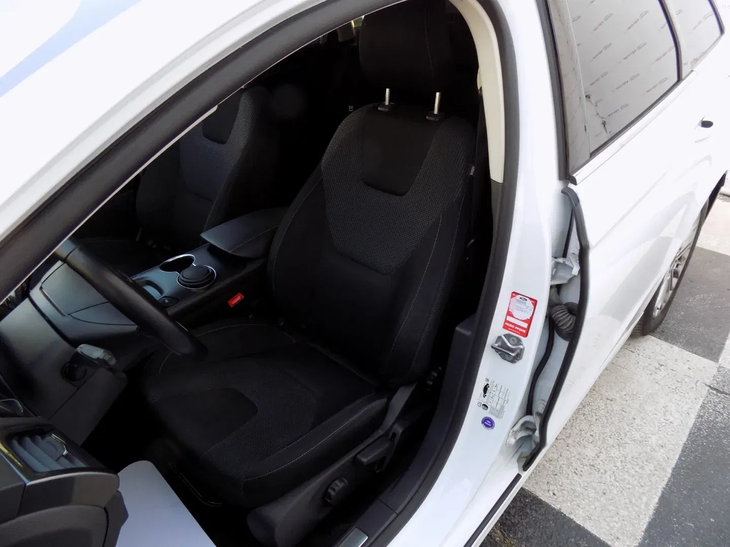 Ford Mondeo - Náhled 15
