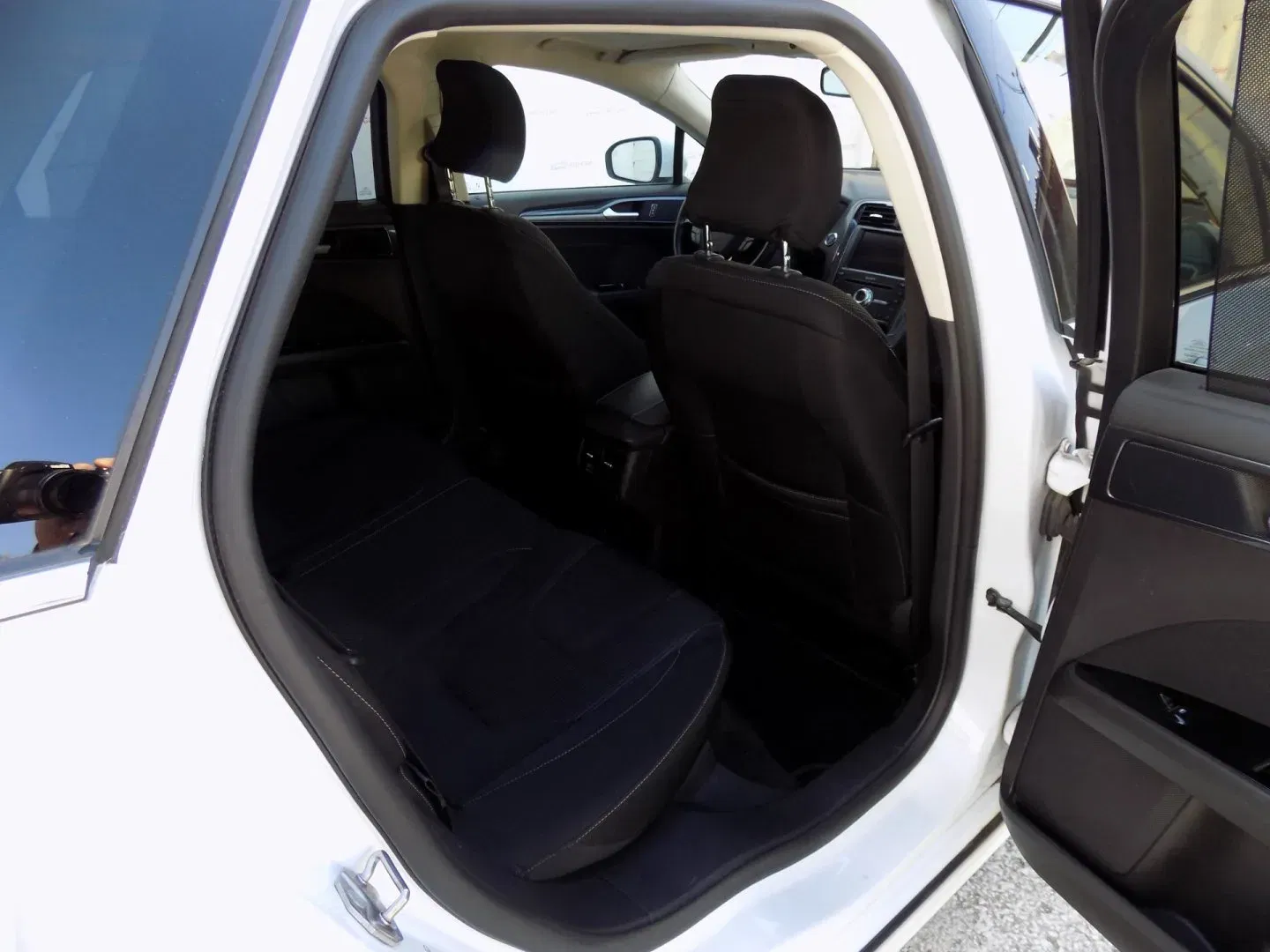 Ford Mondeo - Náhled 20