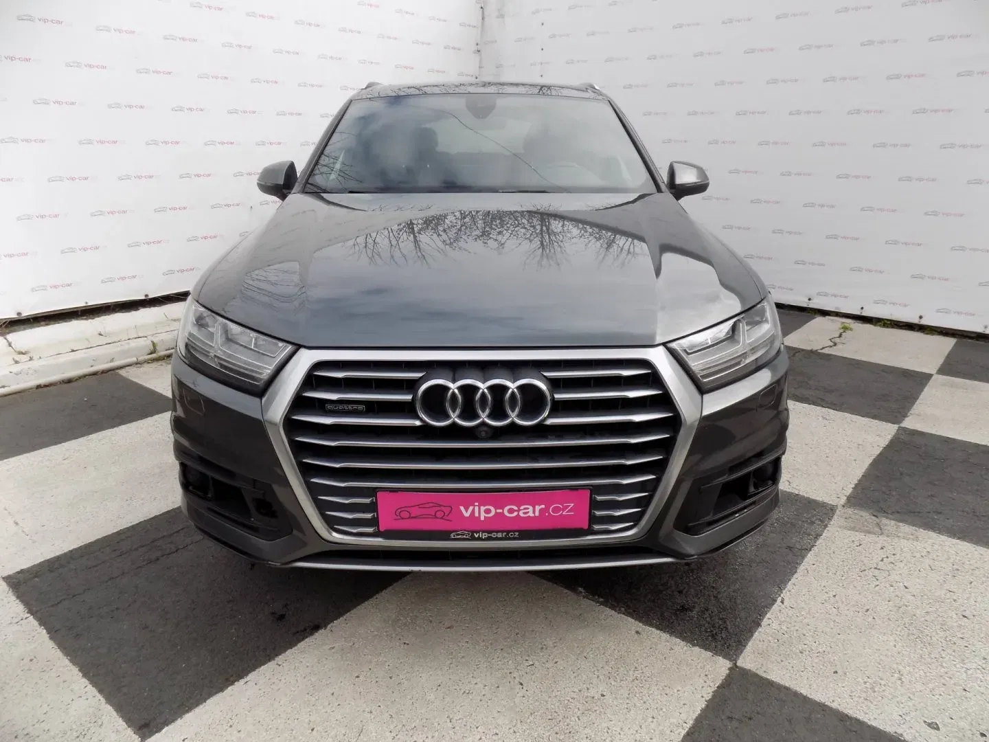 Audi Q7 - Náhled 4