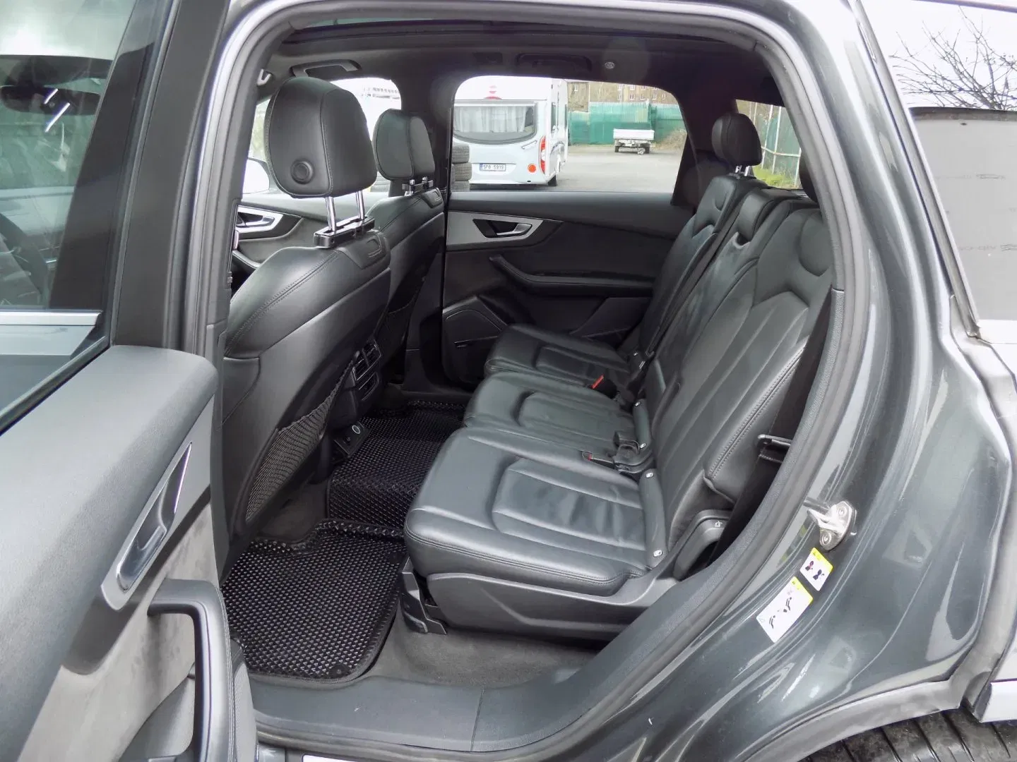 Audi Q7 - Náhled 10
