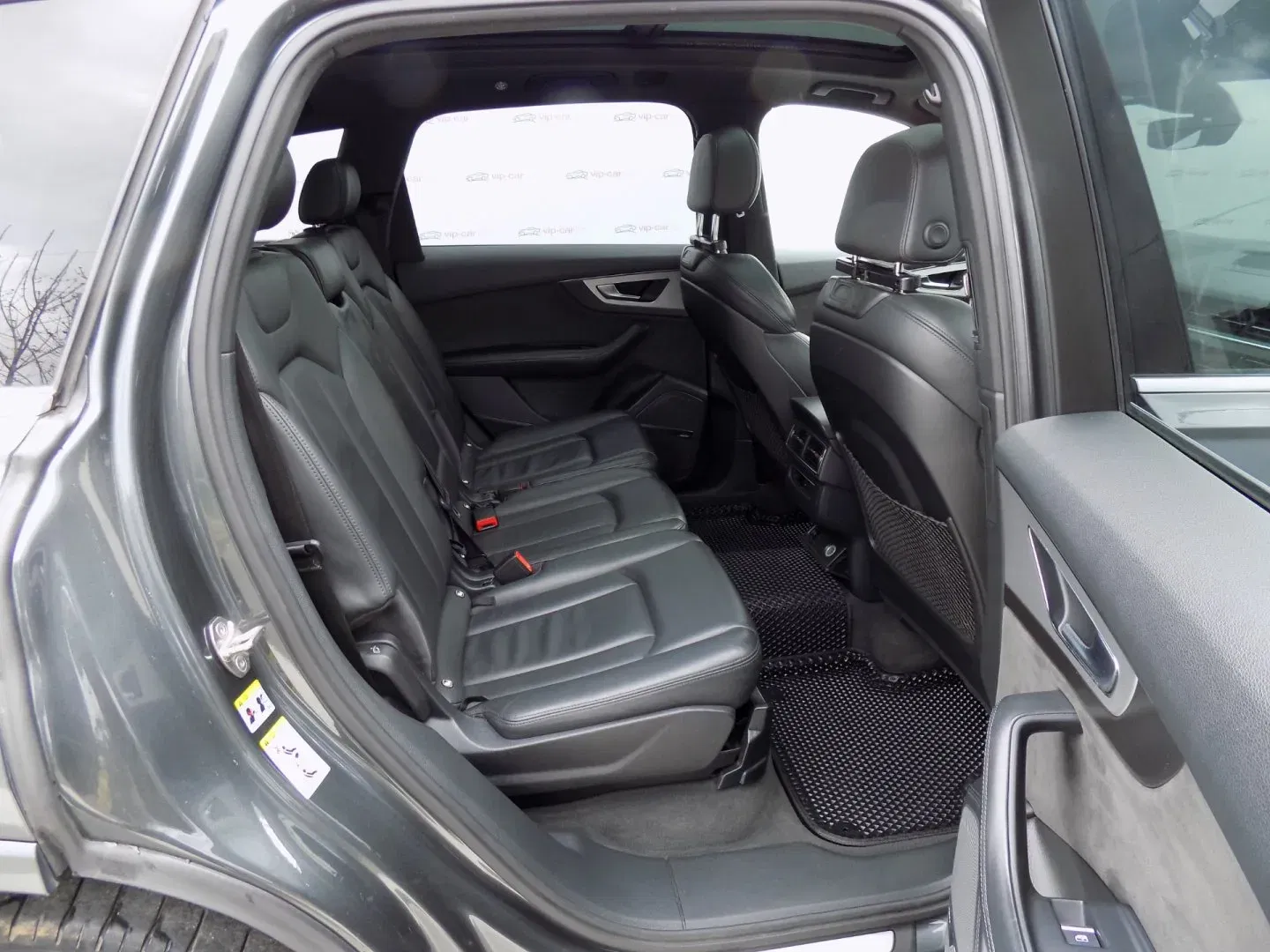 Audi Q7 - Náhled 18