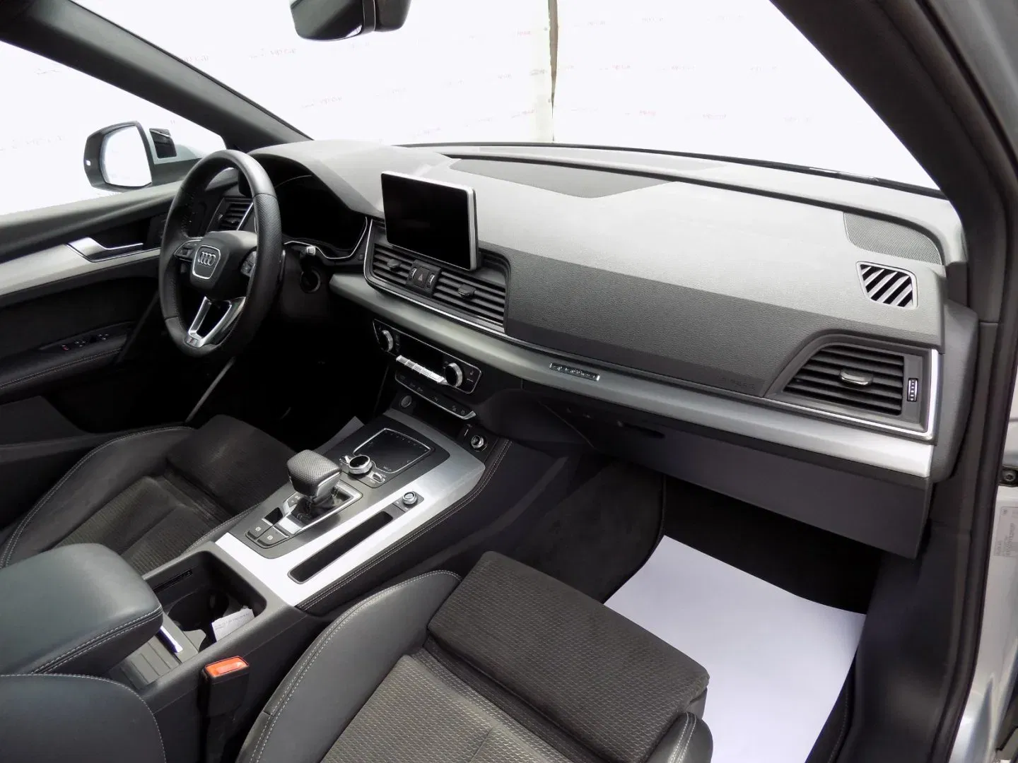 Audi Q5 - Náhled 14
