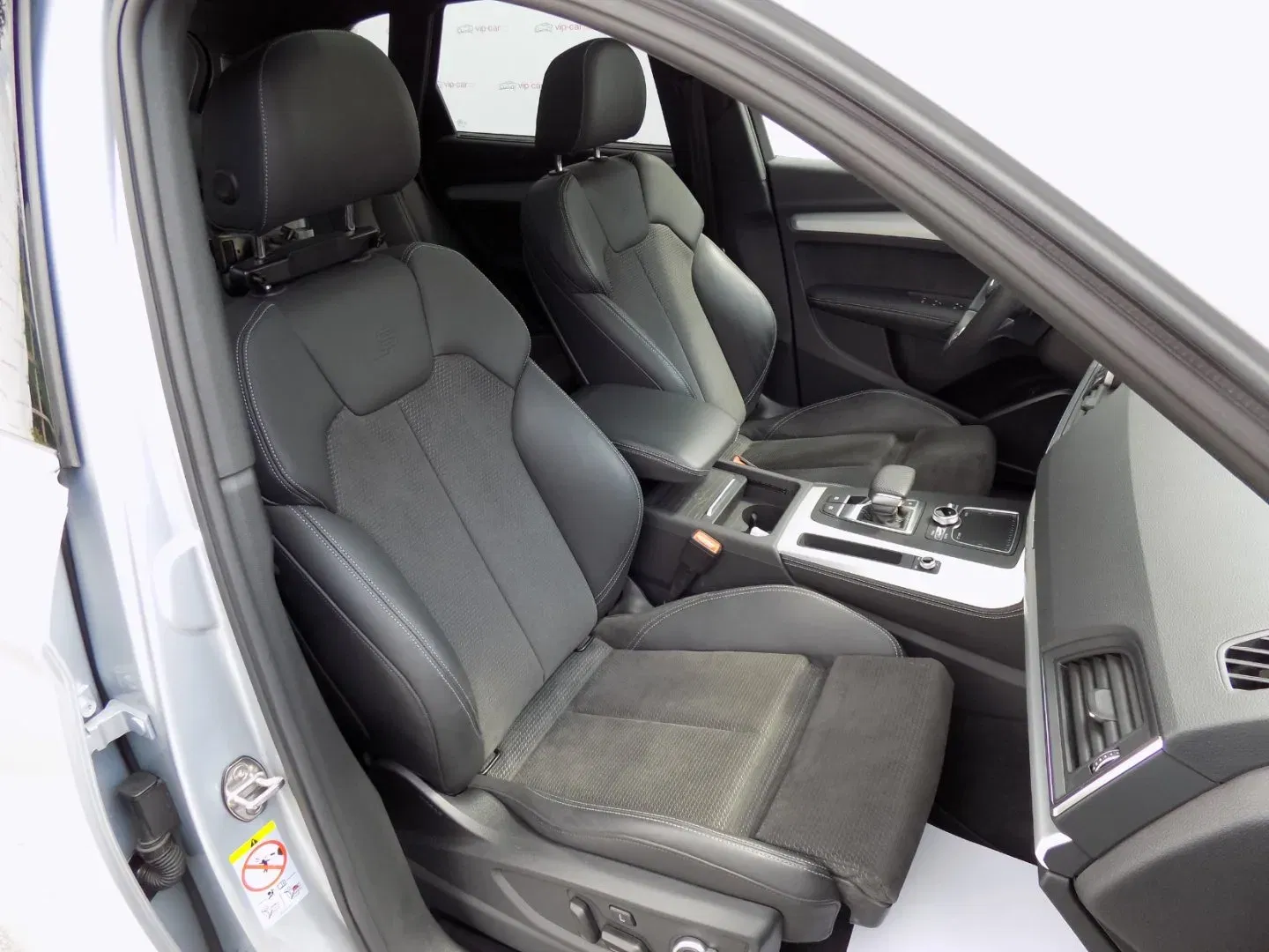 Audi Q5 - Náhled 16