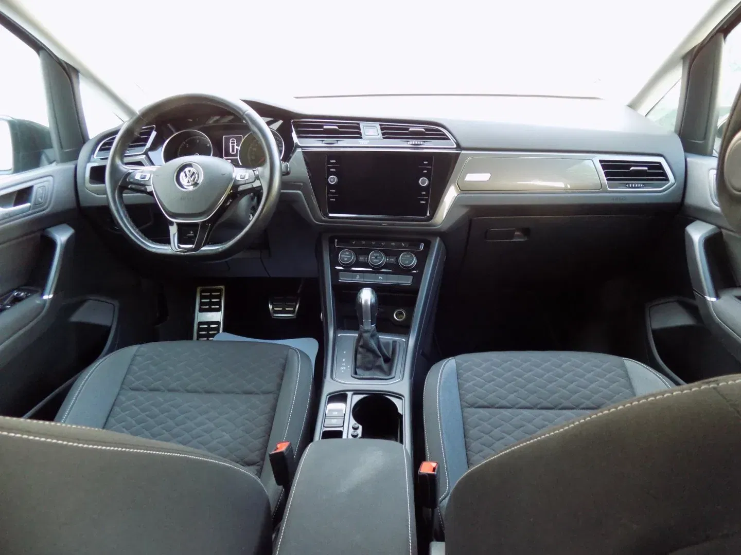 Volkswagen Touran - Náhled 19