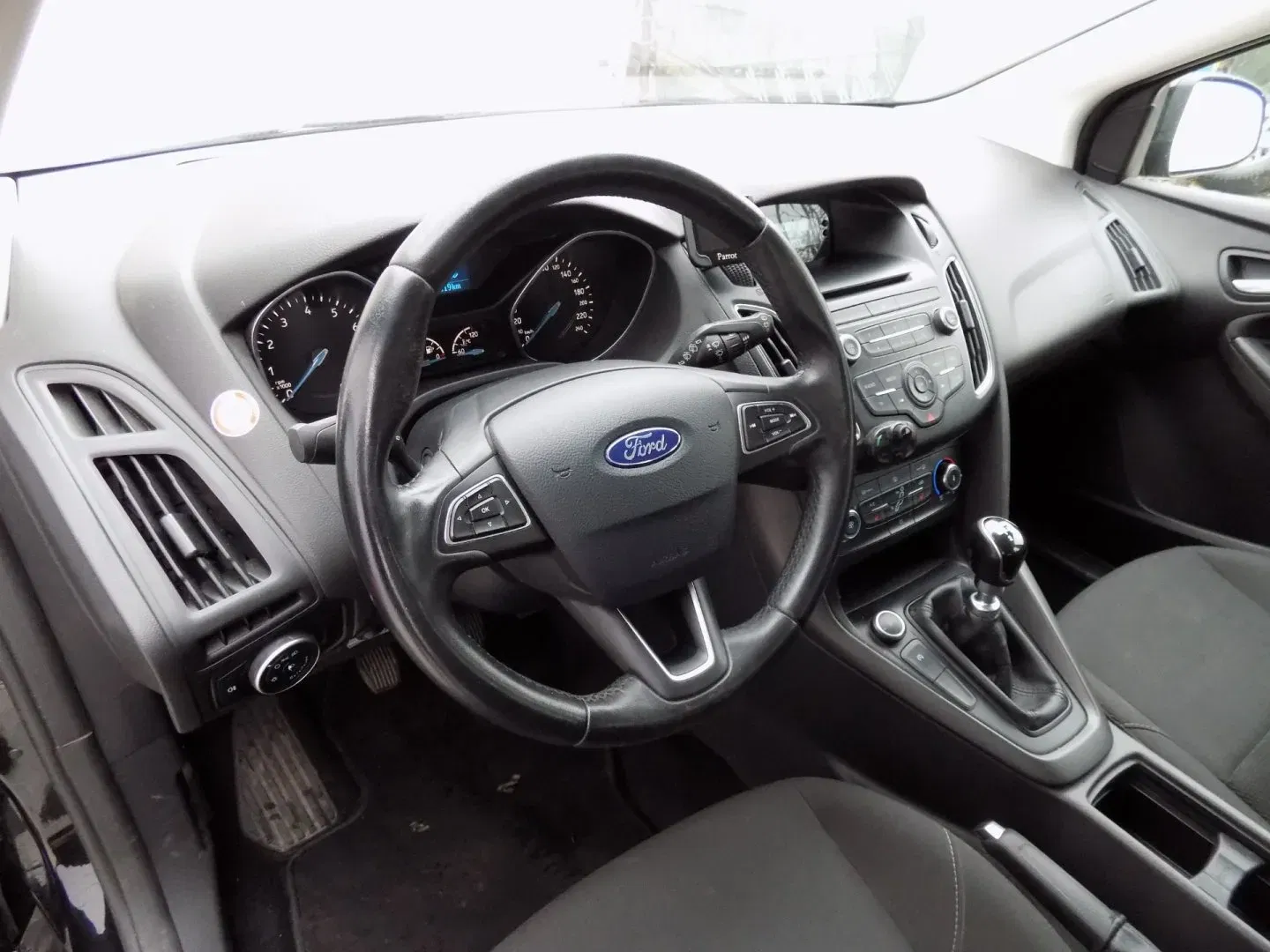 Ford Focus - Náhled 12