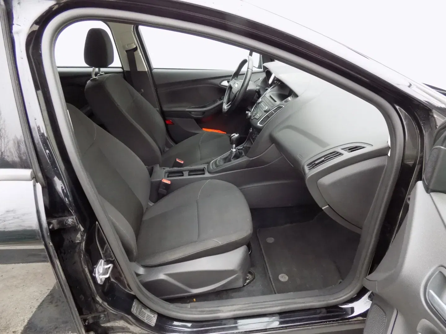 Ford Focus - Náhled 14
