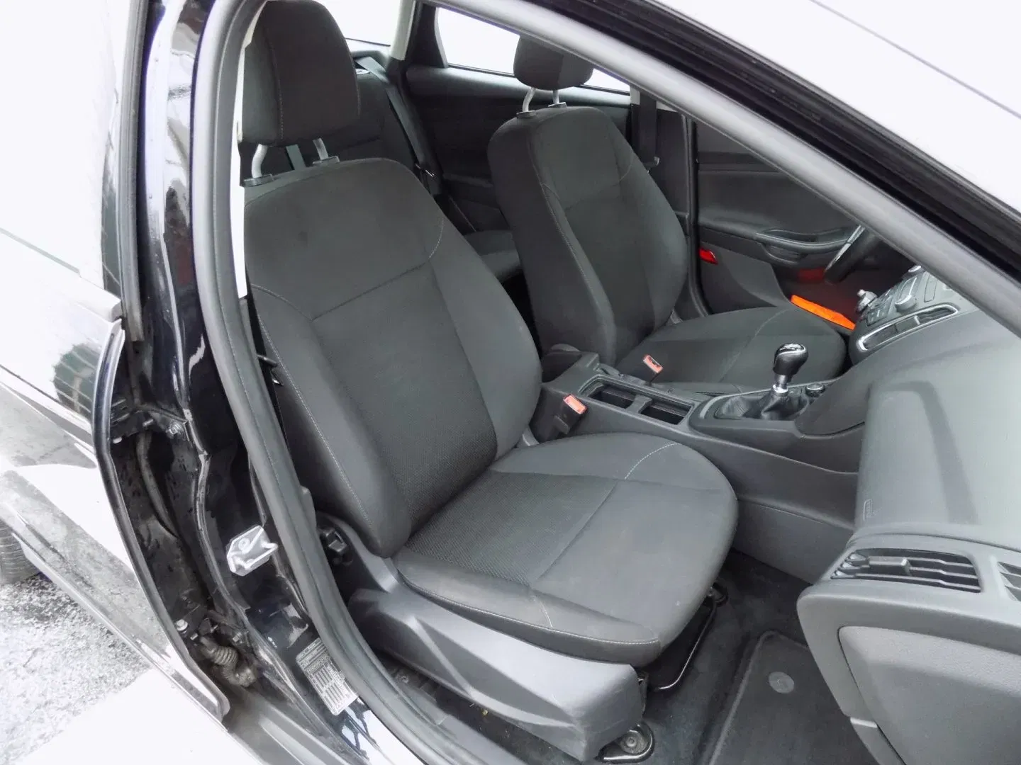 Ford Focus - Náhled 16