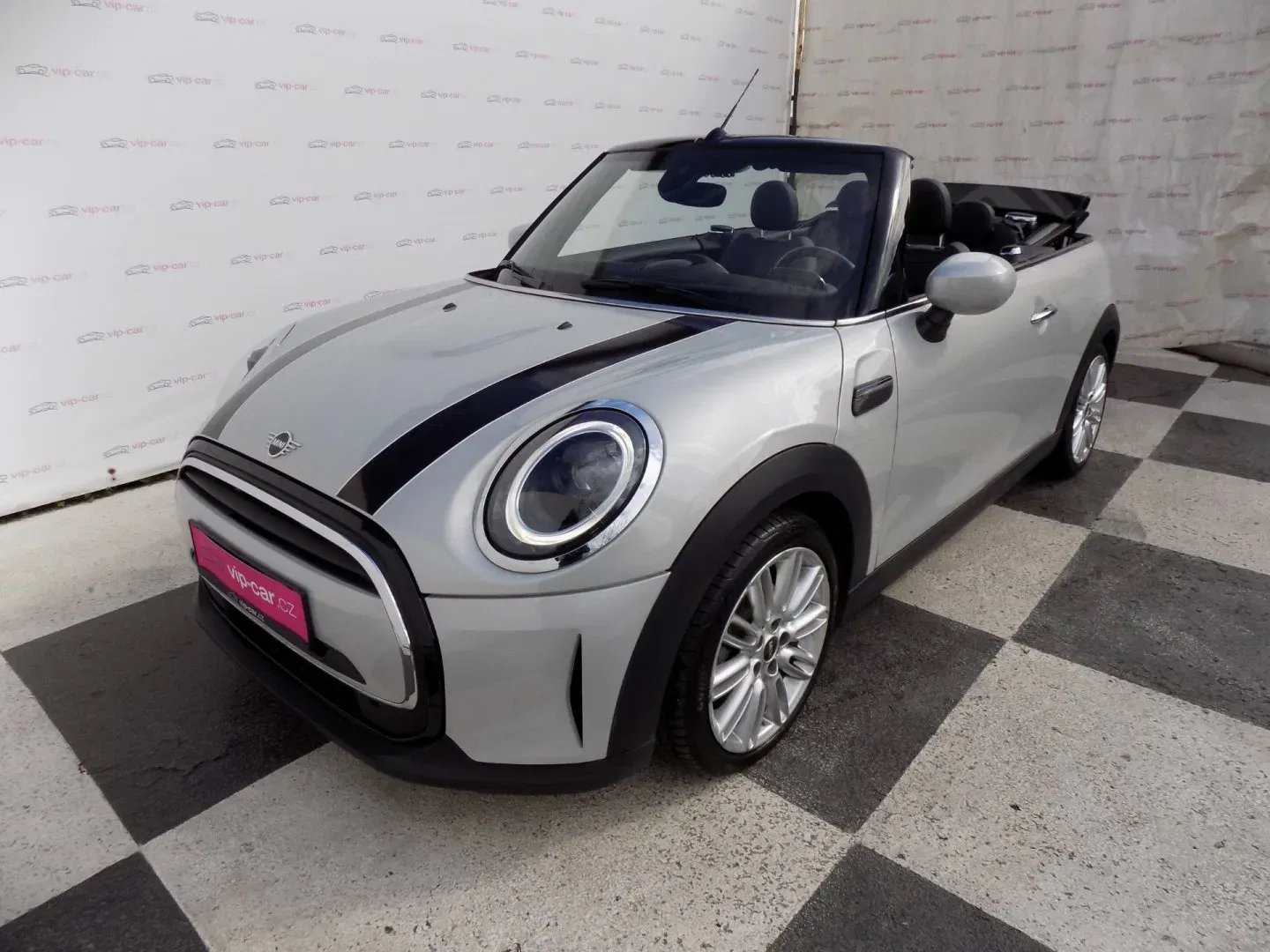 Mini Cooper - Obrázek 1