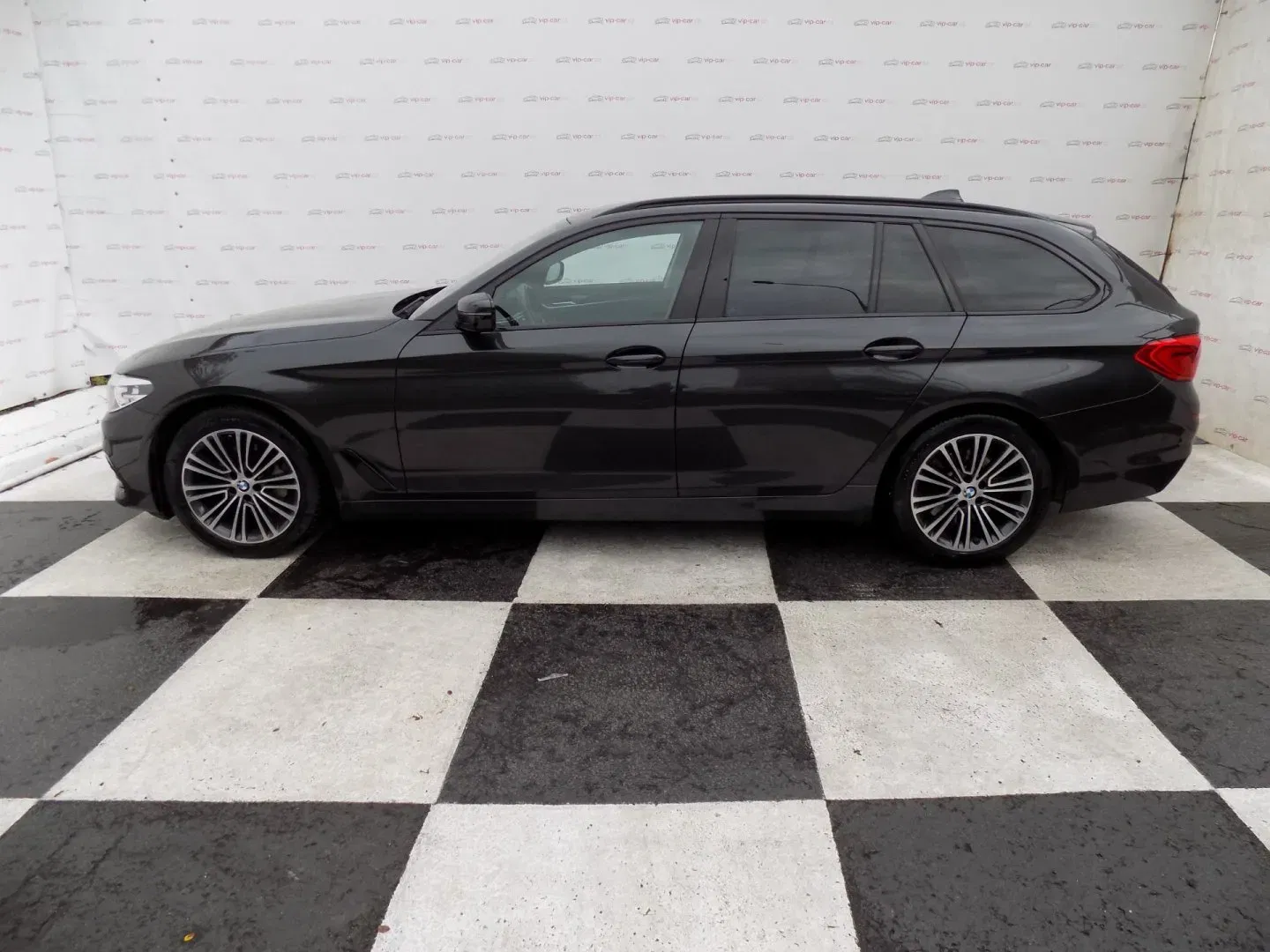 BMW Řada 5 - Náhled 2