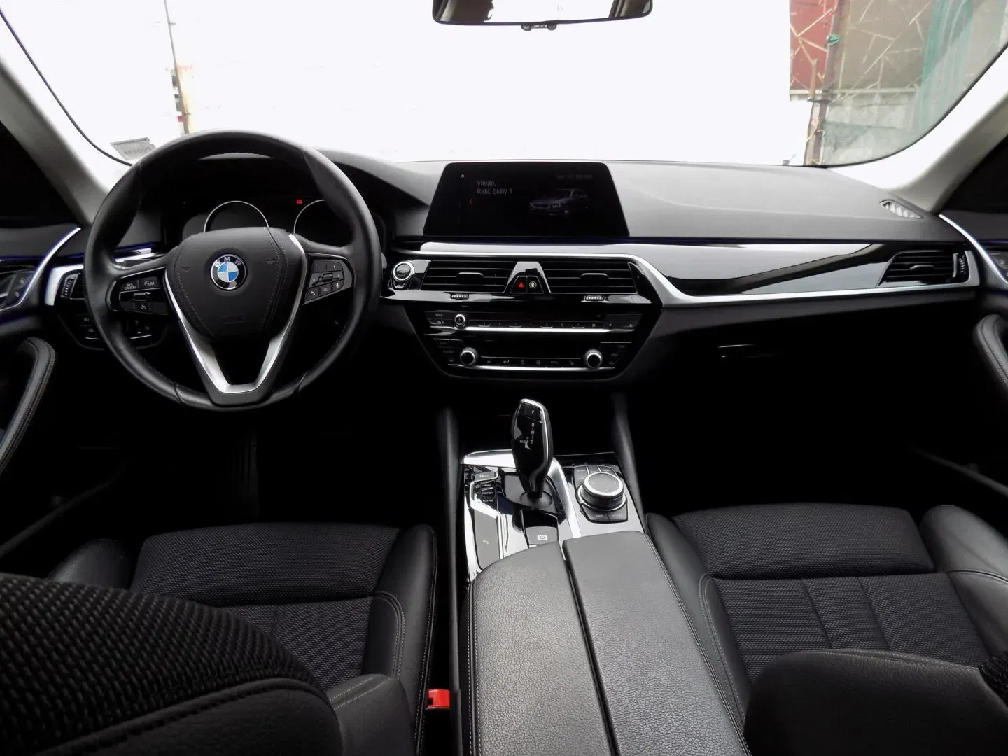 BMW Řada 5 - Náhled 21