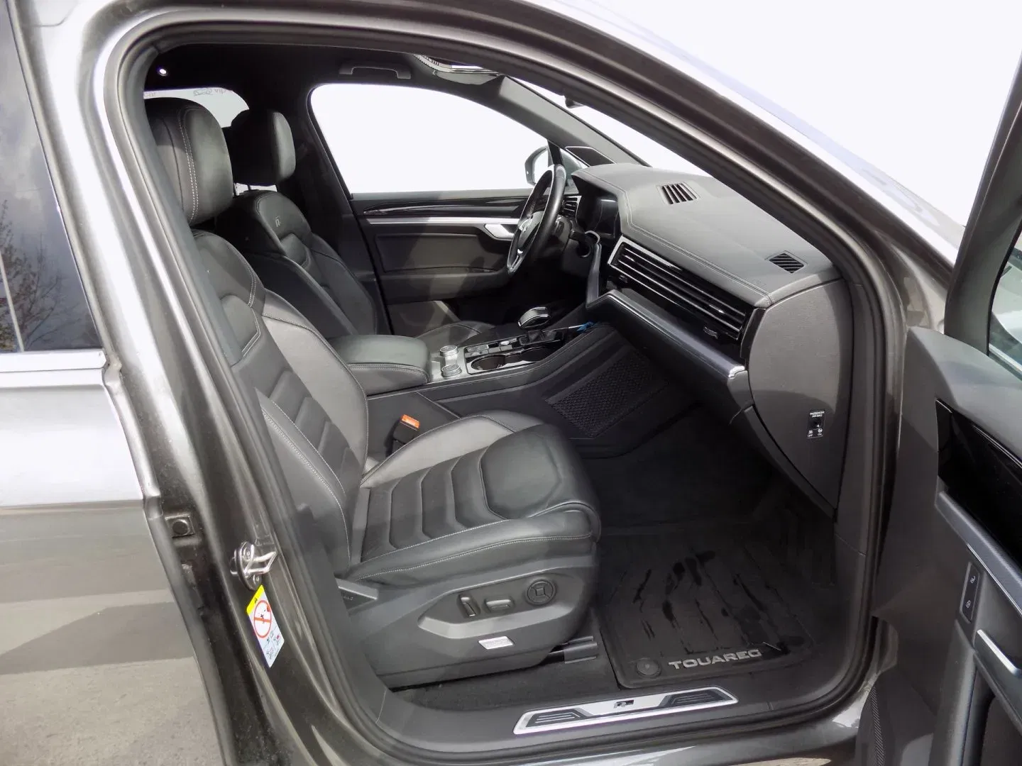 Volkswagen Touareg - Náhled 16