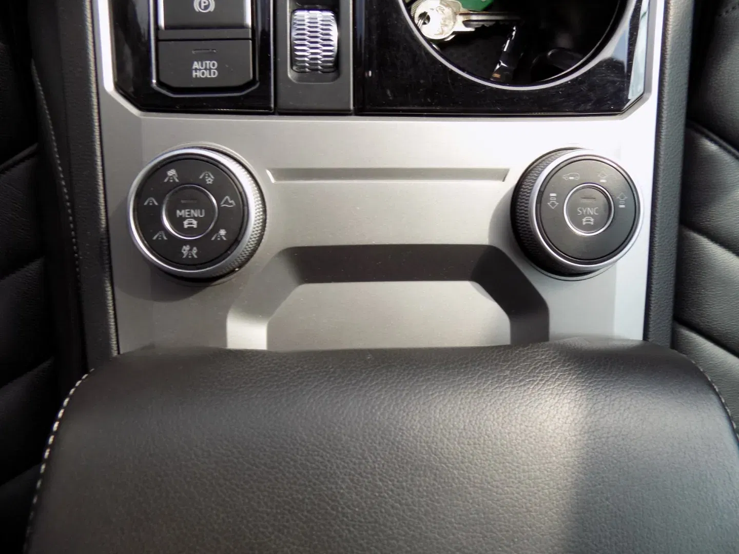 Volkswagen Touareg - Náhled 27