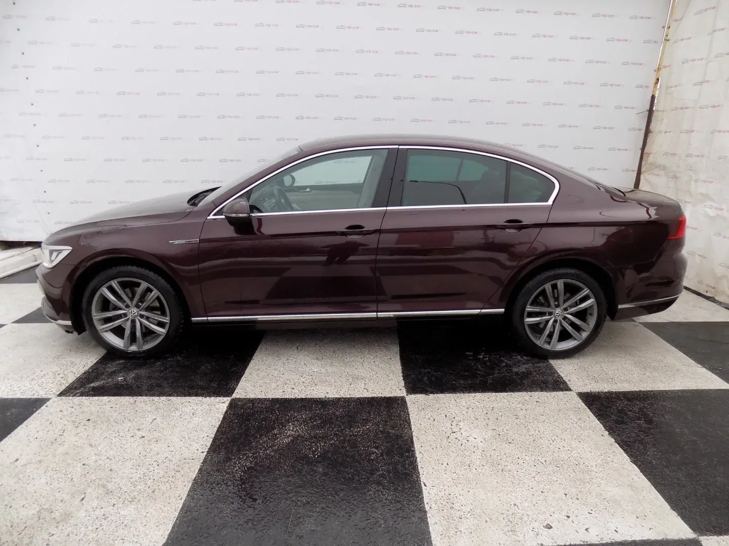Volkswagen Passat - Náhled 2