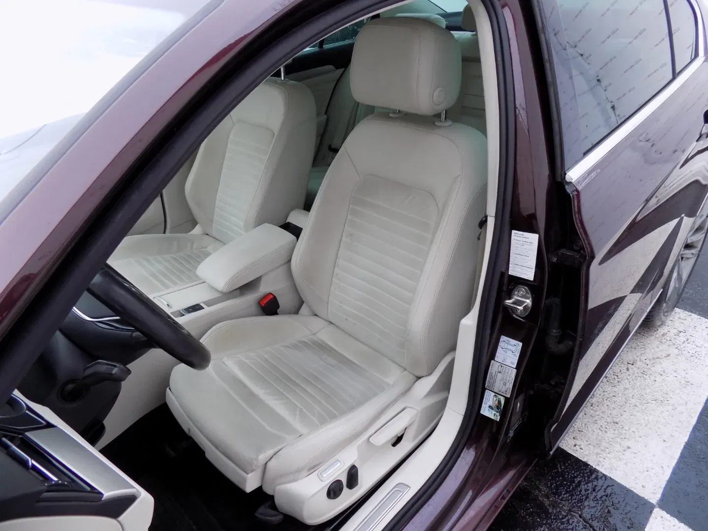 Volkswagen Passat - Náhled 14