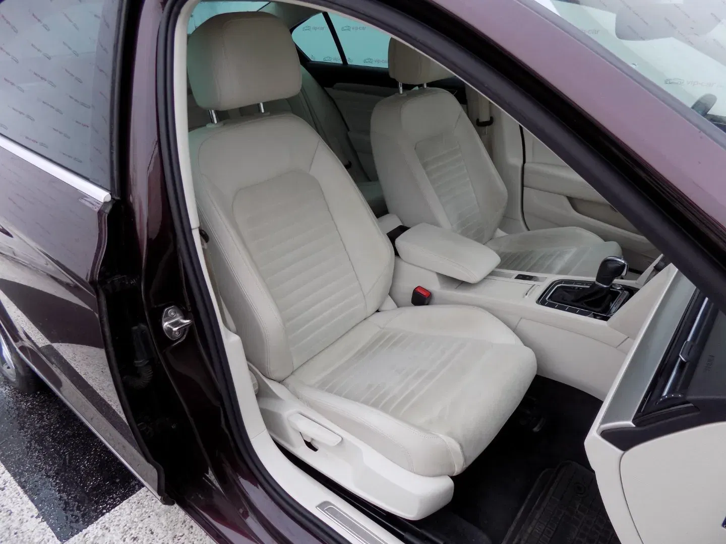 Volkswagen Passat - Náhled 17