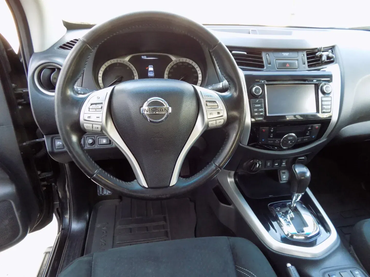 Nissan Navara - Náhled 22