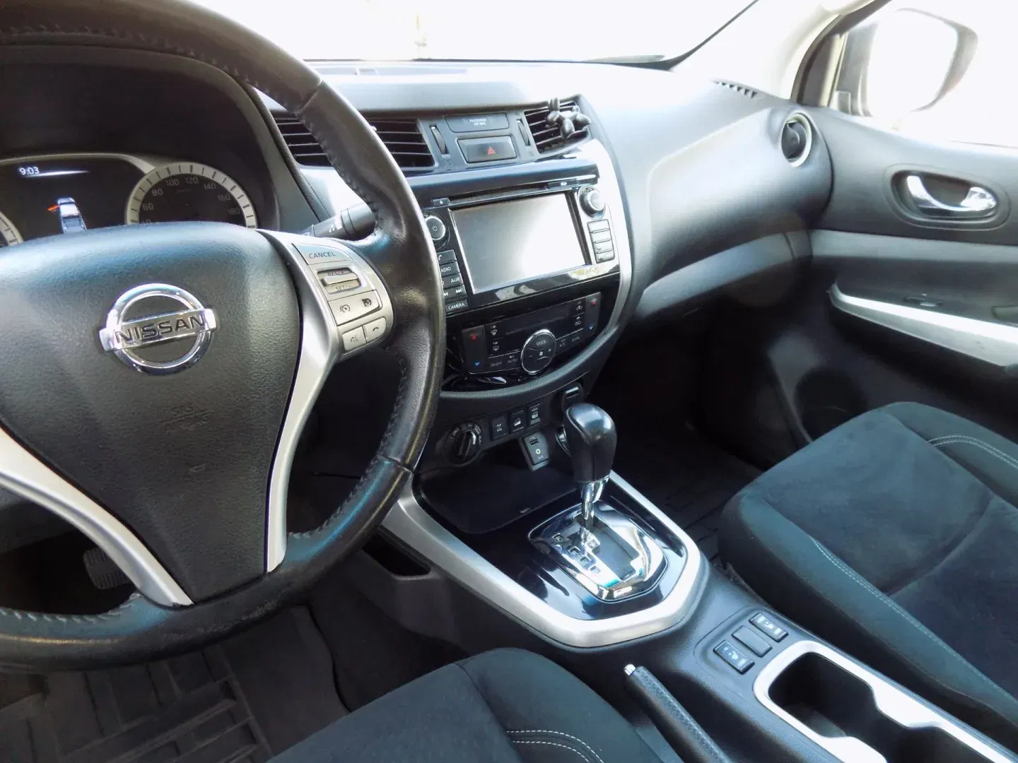 Nissan Navara - Náhled 23