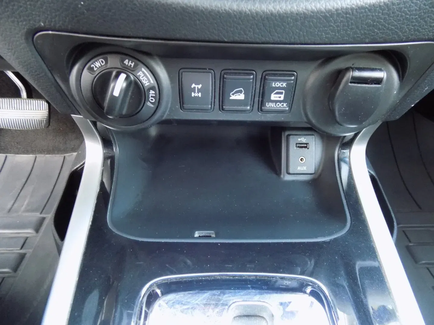 Nissan Navara - Náhled 29