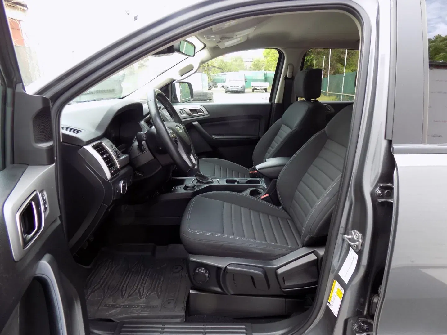 Ford Ranger - Náhled 11