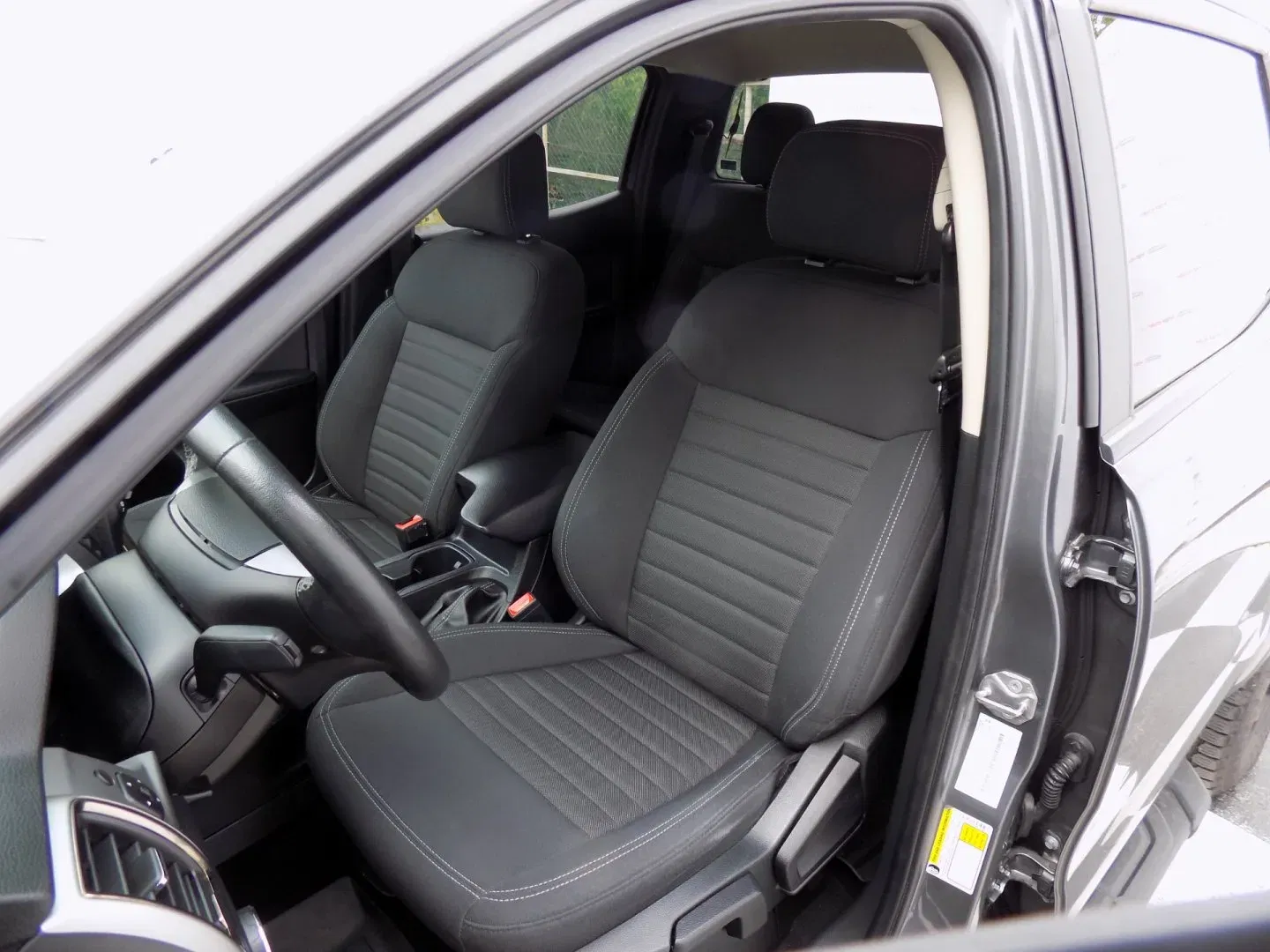 Ford Ranger - Náhled 13