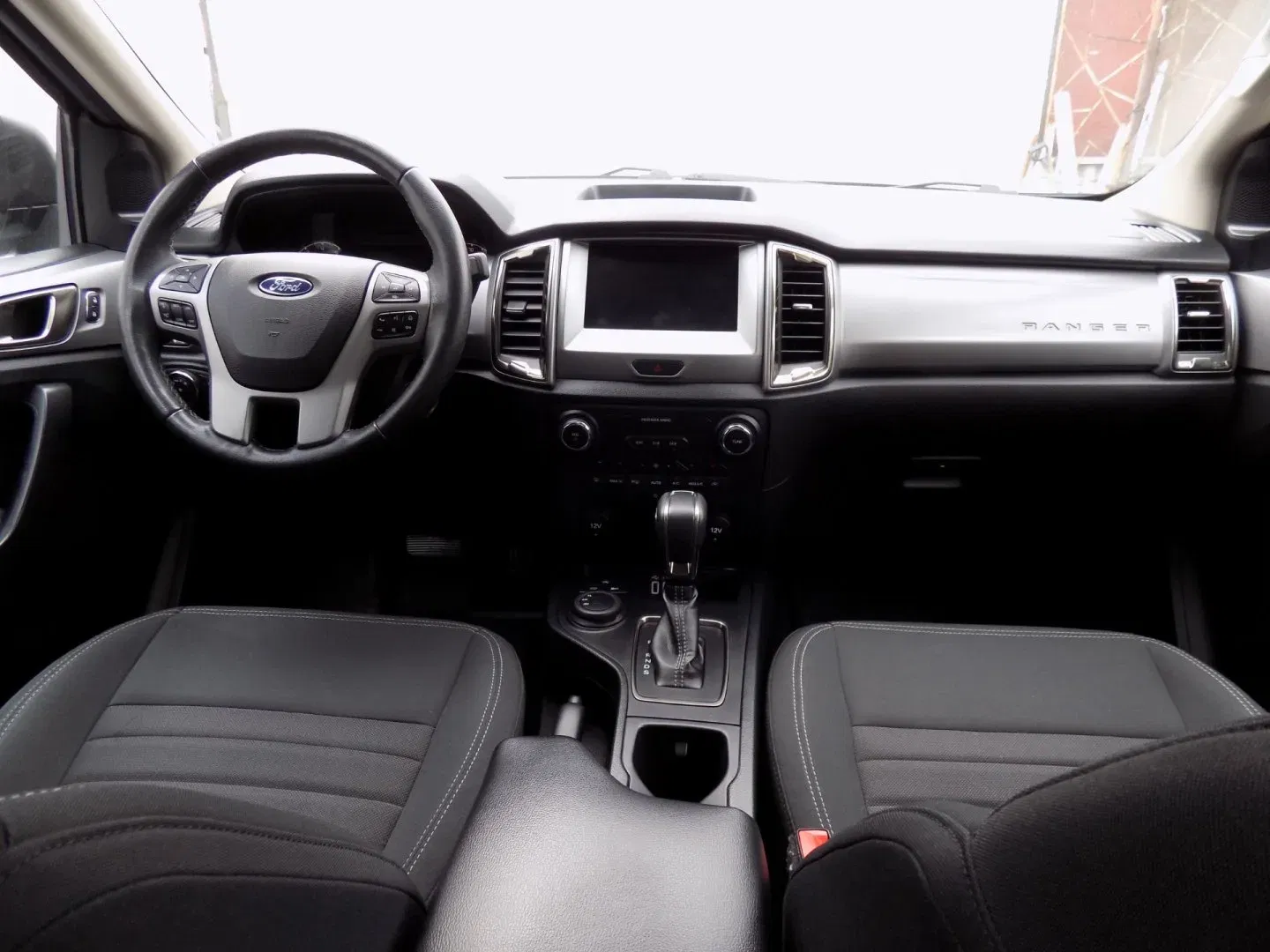 Ford Ranger - Náhled 19