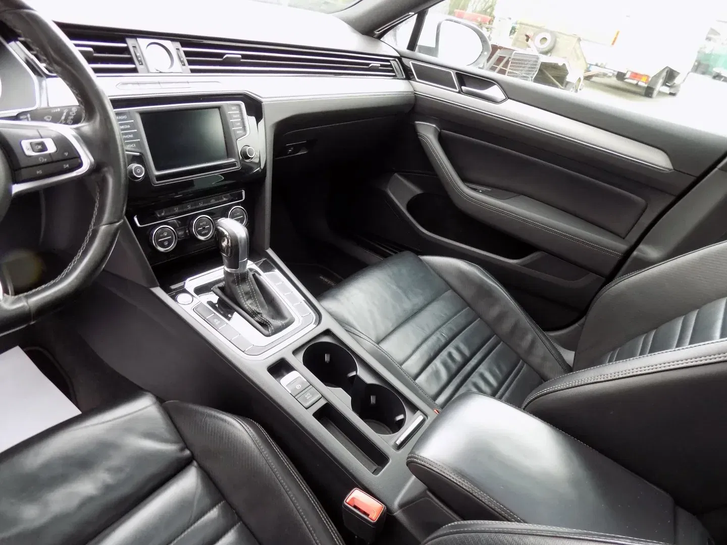 Volkswagen Passat - Náhled 29