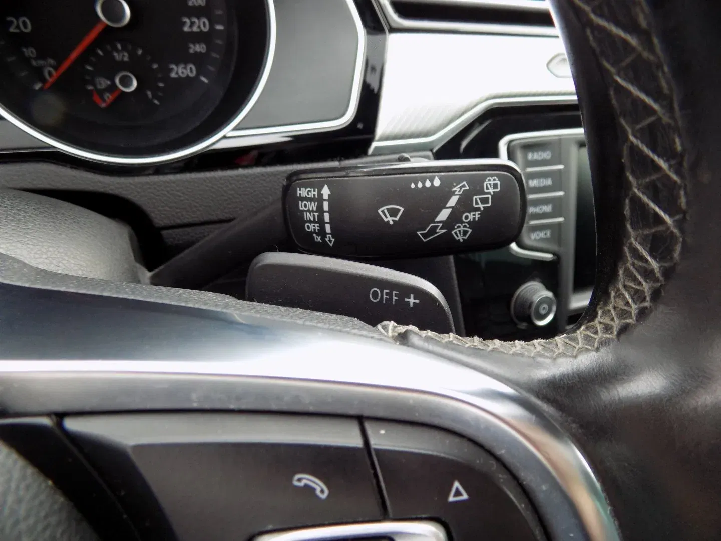 Volkswagen Passat - Náhled 30