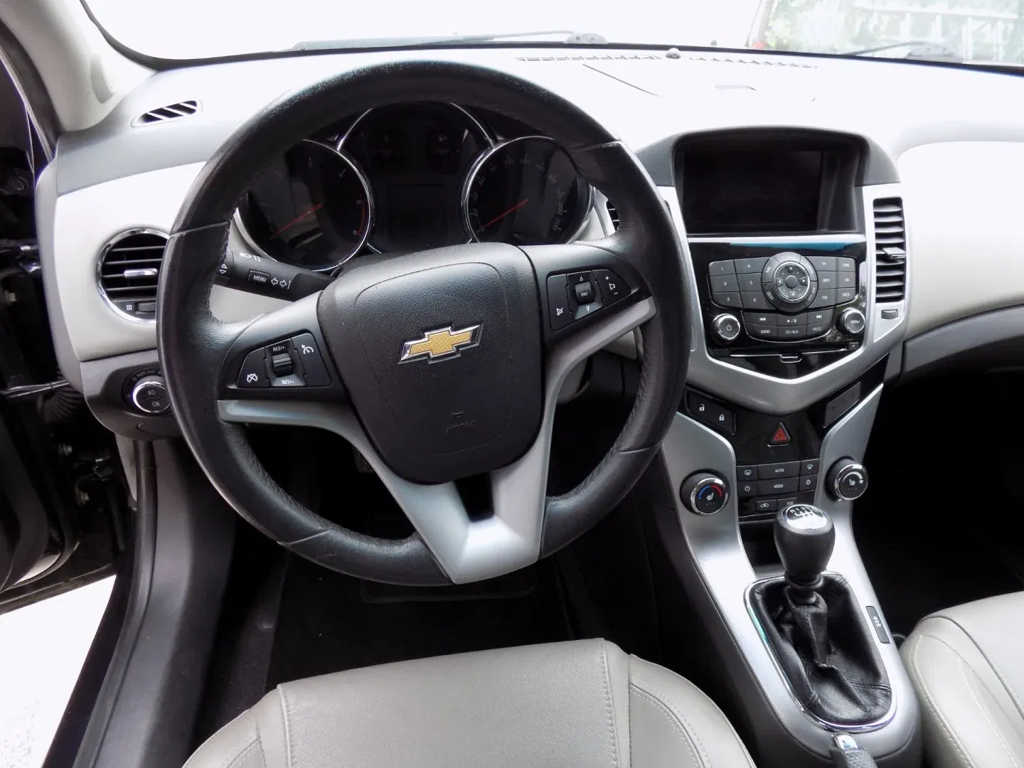 Chevrolet Cruze - Náhled 22